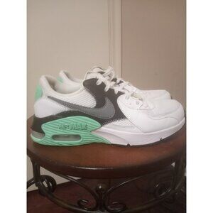 Nike Air Max Excee Womens Size 9 2021 / White & Mint Color Walk Or Running Shoes